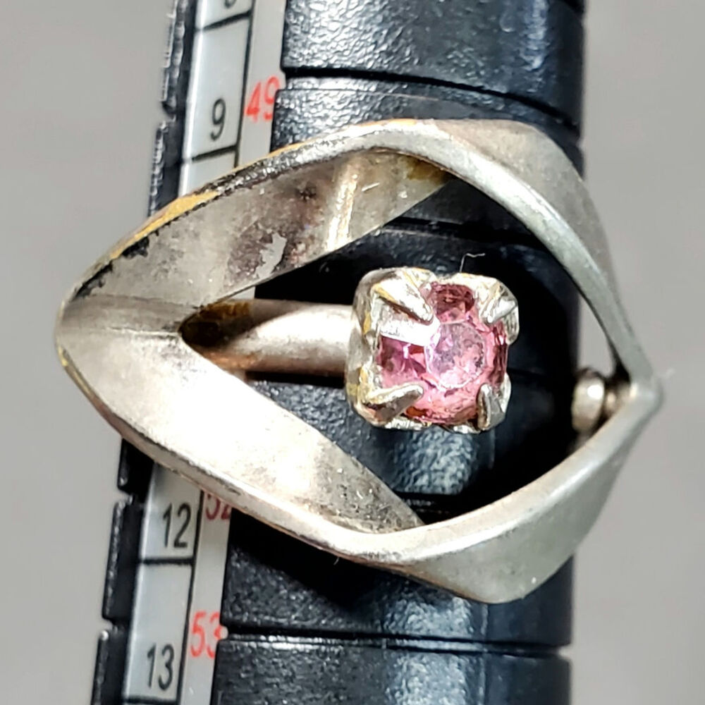 Vogue Pink Rhinestone Silver Tone Ring Sz 5.5